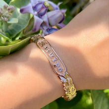 Load image into Gallery viewer, Hawaiian Bracelet with name and engraving in Pink Gold
