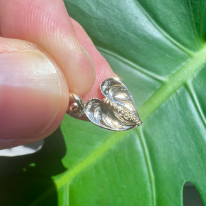 Small Anthurium Flower Pendant in 14K Yellow Gold