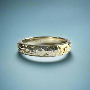 Old English Barrel 4mm Ring in 14K White Gold with Yellow Gold Hibiscus