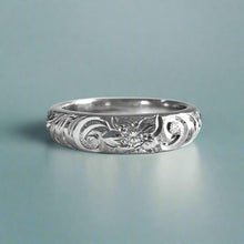 Load image into Gallery viewer, Old English &amp; Hibiscus 4mm Barrel Ring with Diamond in 18K White Gold
