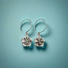 Load image into Gallery viewer, Hawaiian Hibiscus Hibiscus Dangle Earrings in 14K White Gold
