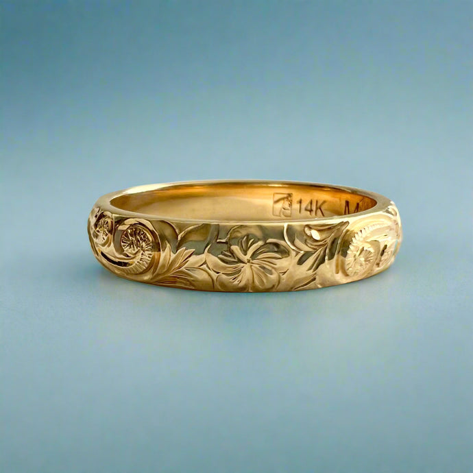 Makana 4mm Hawaiian Ring with Old English & Plumeria in 14K Yellow Gold
