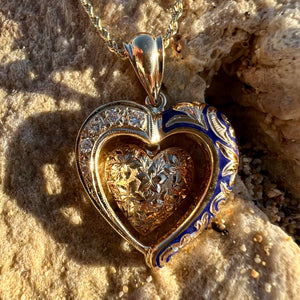 Ali'i Heart Pendant w/ Five Diamonds in 14K Yellow Gold
