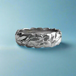 Scalloped Shiny Maile with Hibiscus 6mm Ring in 14K Gold