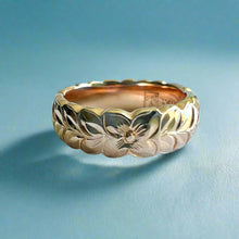 Load image into Gallery viewer, Scalloped Shiny Maile with Plumeria 6mm Ring in 14K Gold
