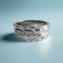 Load image into Gallery viewer, Maile &amp; Hibiscus 8mm  Hawaiian Flat Ring in 14K White in size 8 1/4
