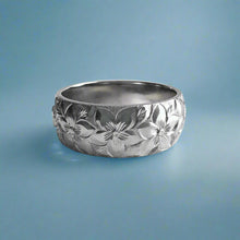 Load image into Gallery viewer, Hibiscus with leaves 8mm Raised Hawaiian &quot;Kuuipo&quot; Ring in 14K White Gold in size 9 3/8
