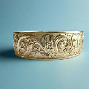 Victorian Scrolls 18mm Raised "Kuuipo" Hawaiian Bangle Bracelet in 14K Yellow
