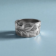 Load image into Gallery viewer, Maile &amp; Hibiscus 10mm Flat Ring with Diamond in 14K White Gold in size 6 3/4
