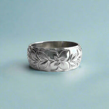 Load image into Gallery viewer, Maile &amp; Hibiscus 10mm &quot;Kuuipo&quot; Hawaiian Ring in 14K White Gold in size 12 1/8
