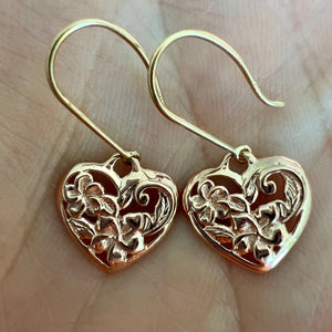 Dangling heart Earrings with plumerias