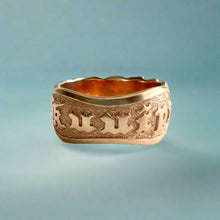Load image into Gallery viewer, Scalloped Maile &amp; Hibiscus 10mm Raised &quot;Kuuipo&quot; Ring in 14K Pink Gold in size 7 1/2
