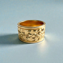 Load image into Gallery viewer, Hibiscus with Leaves All Around 12mm Flat Ring in 14K Yellow Gold in size 8
