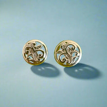 Load image into Gallery viewer, Round Filigree Hawaiian Earrings
