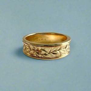 Concave Shiny Maile & Hibiscus 6mm Ring in 14K Yellow Gold in size 6 3/4