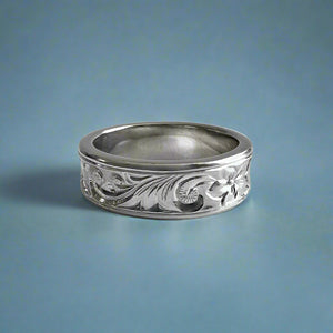 Concave Old English & Hibiscus 6mm Ring in 14K White Gold in size 6