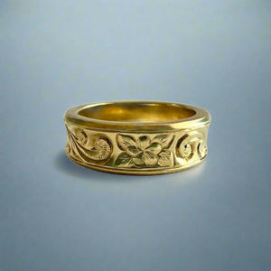 Concave Old English & Plumeria 6mm Ring in 14K Green Gold in size 5 1/4