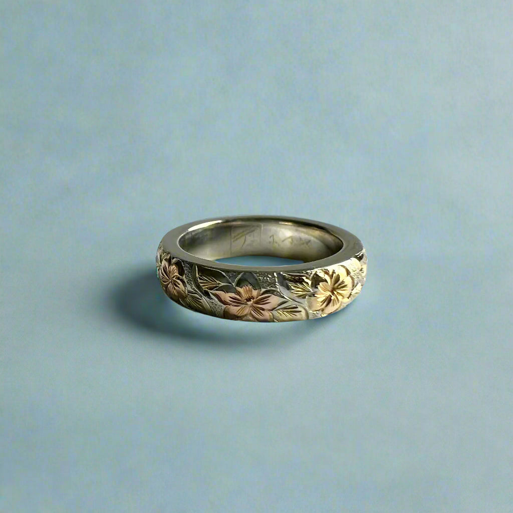 Multicolor Hawaiian Haku Leilani 4mm Ring in 14K Gold