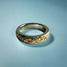 Load image into Gallery viewer, Multicolor Hawaiian Haku Leilani 4mm Ring in 14K Gold
