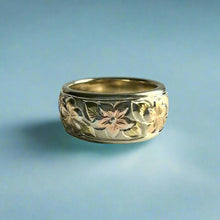 Load image into Gallery viewer, Multicolor Hawaiian Haku Leilani 8mm Ring in 14K Gold
