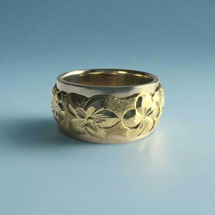 Two-Tone Scalloped Top Hibiscus, Plumeria & Shiny Maile 10mm Ring in 14K White & Green Gold