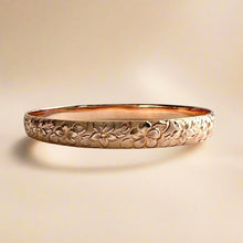 Load image into Gallery viewer, Hibiscus &amp; Plumeria with Leaves 8mm Hawaiian Bangle Bracelet in 14K Pink Gold
