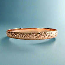 Load image into Gallery viewer, Hibiscus &amp; Plumeria with Leaves 8mm Hawaiian Bangle Bracelet in 14K Pink Gold
