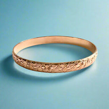 Load image into Gallery viewer, Hibiscus &amp; Plumeria with Leaves 8mm Hawaiian Bangle Bracelet in 14K Pink Gold
