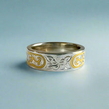 Load image into Gallery viewer, Ali&#39;i 6mm Flat Ring with Plumeria &amp; Old English on Yellow enamel background in 14K White Gold
