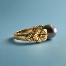 Load image into Gallery viewer, Hibiscus with Leaf Black Pearl Ring in 14K Yellow Gold in size 6 1/2
