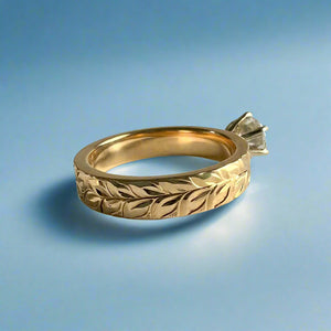 Kaimana Kula Shiny Maile & Hibiscus 4mm Solitaire Flat Ring with Cubic Zirconia in 14K Yellow Gold in size 5 1/8