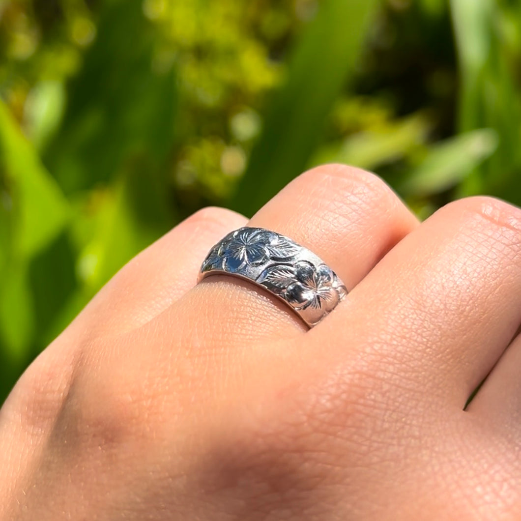 Plumeria with Leaves All Around 8mm Hawaiian Ring in 14K White Gold in size 7 3/4