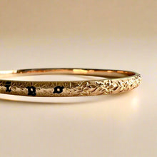 Load image into Gallery viewer, Hibiscus 4mm &quot;Kuuipo&quot; Hawaiian Bangle Bracelet in 18K Pink Gold
