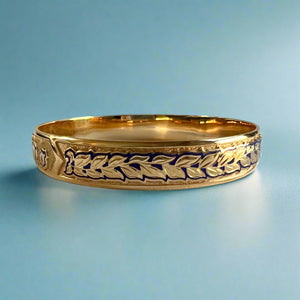 Raised Old English & Shiny Maile 10mm "Kuuipo" Bangle Bracelet in 14K Yellow Gold