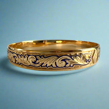 Load image into Gallery viewer, Raised Old English &amp; Shiny Maile 10mm &quot;Kuuipo&quot; Bangle Bracelet in 14K Yellow Gold
