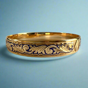 Raised Old English & Shiny Maile 10mm "Kuuipo" Bangle Bracelet in 14K Yellow Gold