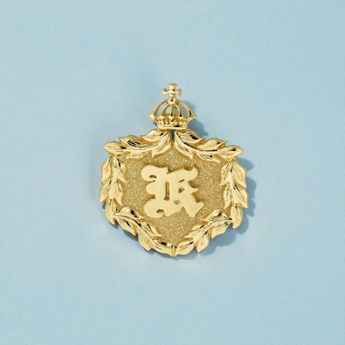 Front of Iolani Palace Cress Maile Pendant with Raised Initial 
