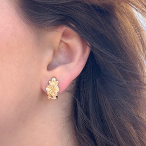 Hibiscus w/ Leaves French Clip Earrings in 14K Yellow Gold