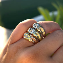 Load image into Gallery viewer, Two-tone Something Romantic Hawaiian Flower Rings 
