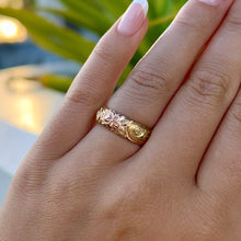 Load image into Gallery viewer, Tri-Color Scalloped 6mm Hibiscus &amp; Old English Hawaiian Ring in 14K Gold
