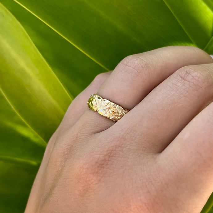 Scalloped Hibiscus with Leaves All Around 6mm Ring in 14K Yellow Gold