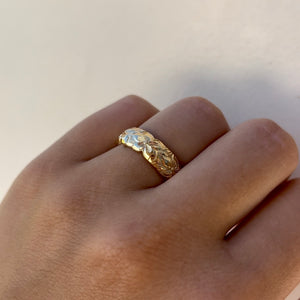 Scalloped Hibiscus with Leaves All Around 6mm Ring in 14K Yellow Gold