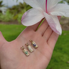 Load and play video in Gallery viewer, Hawaiian Puanani Pendant in 14K Yellow Gold with Green, White or Cobalt Blue Enamel Flower
