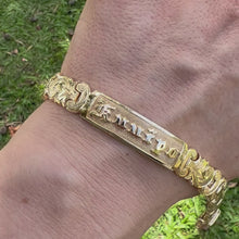 Load and play video in Gallery viewer, Old English 12mm Hawaiian Link Bracelet in 14K Yellow Gold
