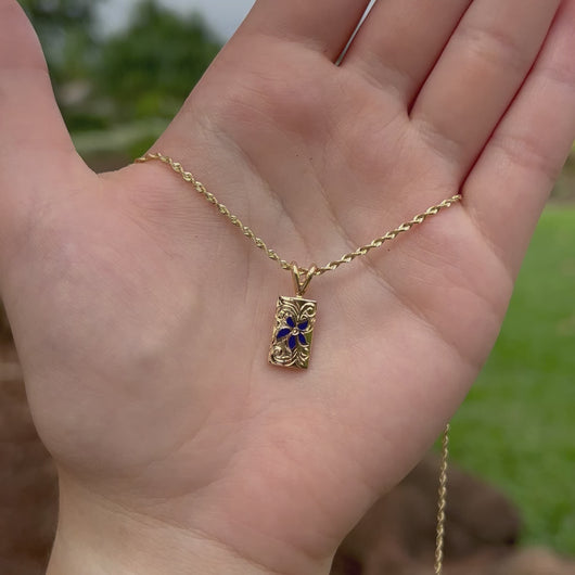 Hawaiian Jewerly enamel pendant with flower 
