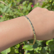 Load and play video in Gallery viewer, Old English 4mm &quot;Kuuipo&quot; Hawaiian Bangle in 18K Yellow Gold
