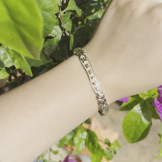 Hawaiian Bangle with beautiful engraving