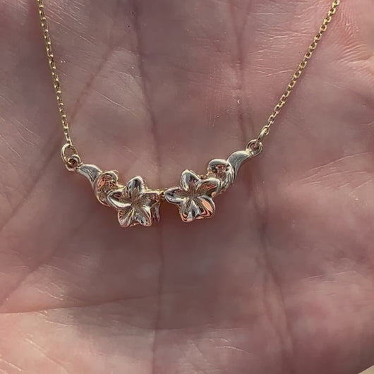 Gold Hawaiian flower necklace 