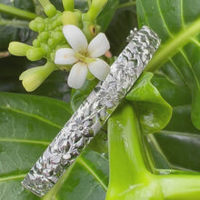 Load and play video in Gallery viewer, Hibiscus w/ Leaves 8mm Hawaiian Bracelet 14K White Gold
