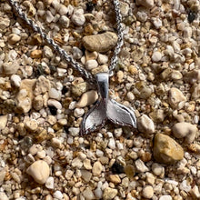 Load image into Gallery viewer, Baby Whale Tail in 14K White Gold
